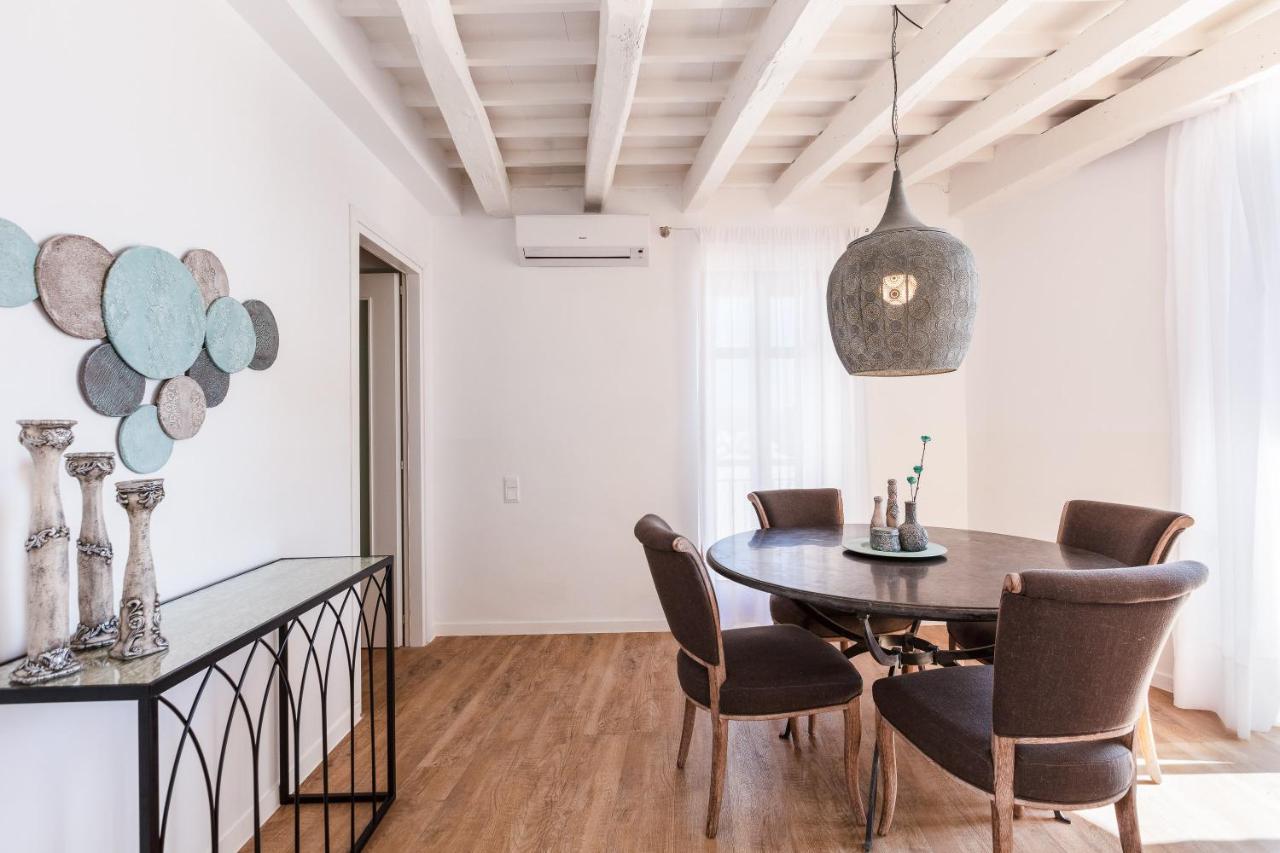 Anne Apartment, At The Venetian Port Of Rethimno! 외부 사진